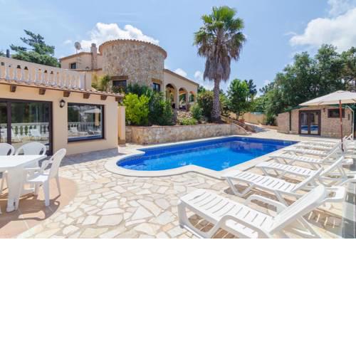 Montbarbat Villa Sleeps 12 Pool Air Con WiFi