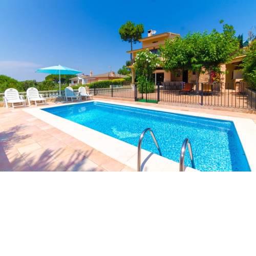 Montbarbat Villa Sleeps 8 Pool WiFi