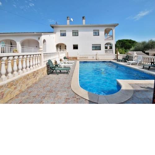 Montbarbat Villa Sleeps 8 Pool WiFi
