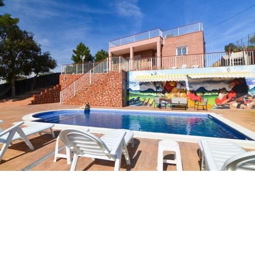 Montbarbat Villa Sleeps 8 Pool
