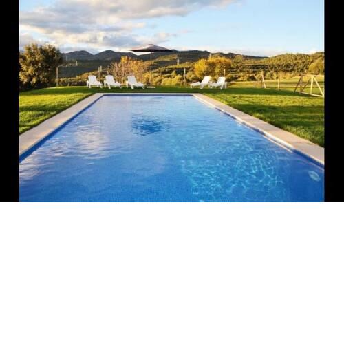 Montcortes Villa Sleeps 11 with Pool