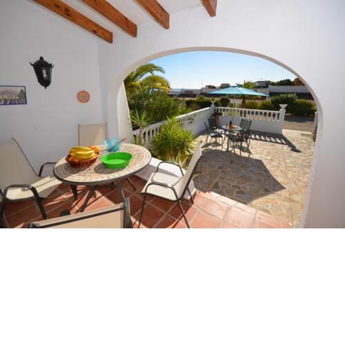 Monte Lanuza ref 190 bungaló 4 pers, 2 dormitorios, 2 baños, planta baja, aire acondicionado, wifi, piscina, aparcamiento