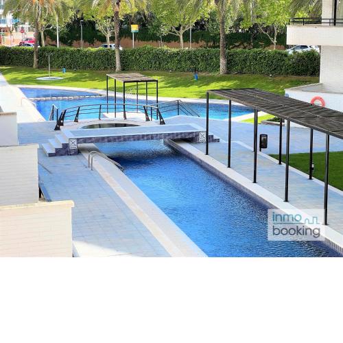 Montecarlo Salou, piscina y céntrico