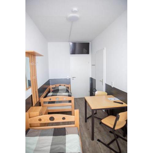 Monteurwohnung - Hostel - Zimmer - Hotel easy