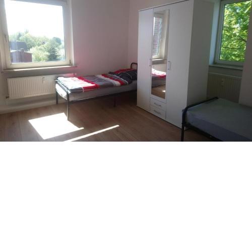 Monteurwohnung für  5 Personen inkl. MwSt. - 2. Eingang 2. OG rechts