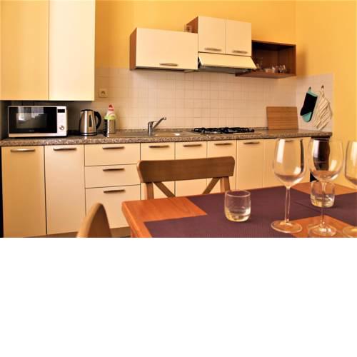 Monument Apartment