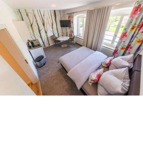 Moor Apartment 11