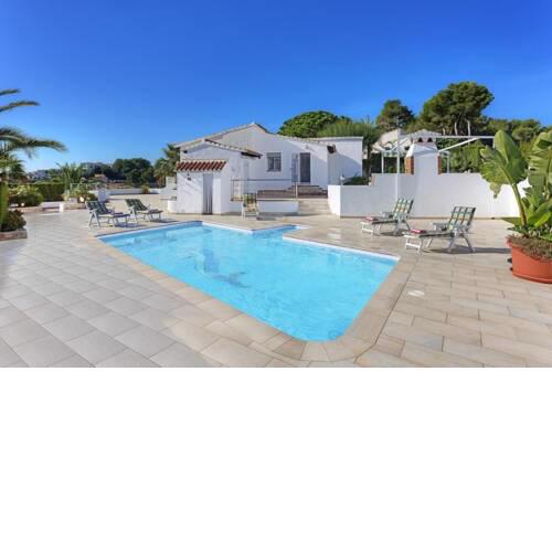 Moraira Villa Sleeps 4 Pool Air Con WiFi