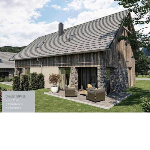 Mountain Chalet Chapeau