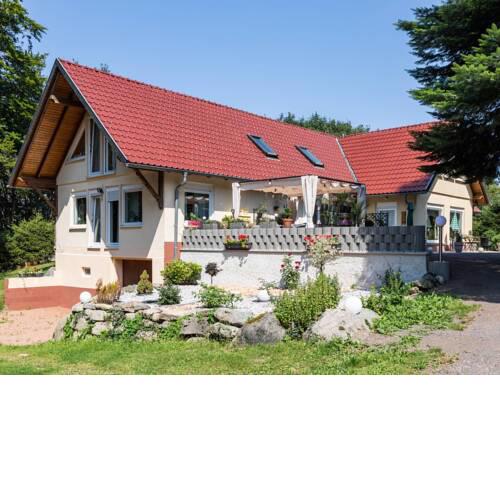 Mountain-view Apartment in Kurort Brotterode with Garden