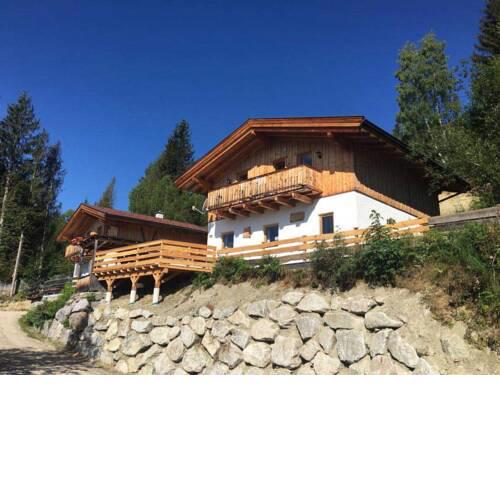 Mountain-view Chalet in Piesendorf with Sauna near Ski Lift