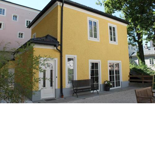Mozart's Garden Villa