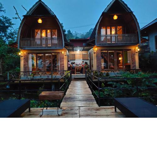 MUNDUK RETREAT - Pondok Pekak Lelut
