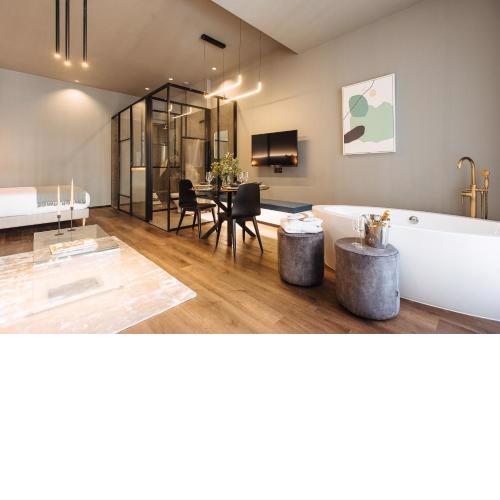 Muralla Sevilla Suites By Lola
