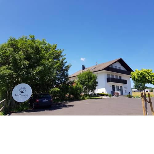 MUT.HAUS