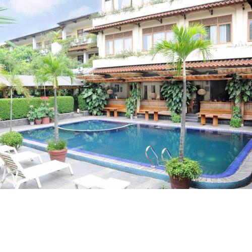 Mutiara Hotel and Convention