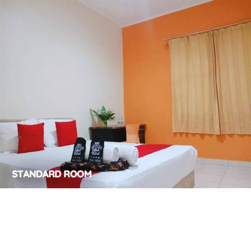 My Place Guest House Manado