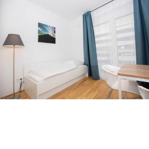 My room serviced apartment-Messe