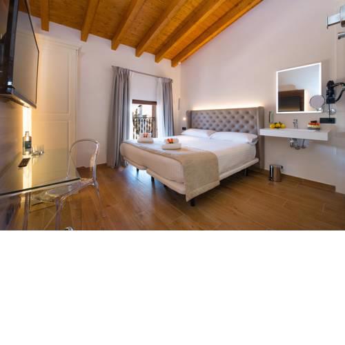 My Rooms Central Maria