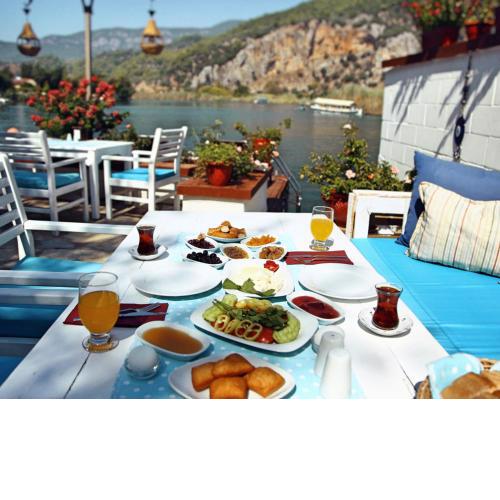 Myra Hotel