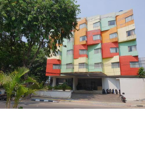 N3 Zainul Arifin Hotel