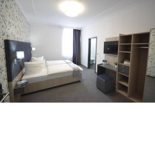 N9 Hotels