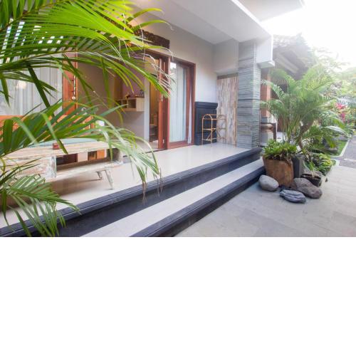 Nang Ade House