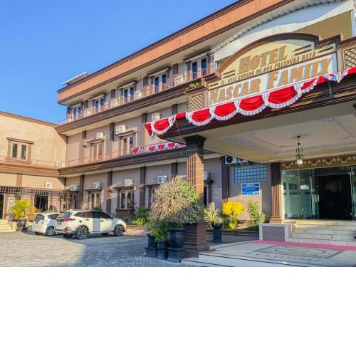Nascar Family Hotel Redpartner
