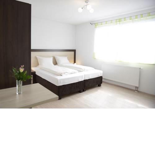 Naturparkhotel & Landgasthof Stromberg