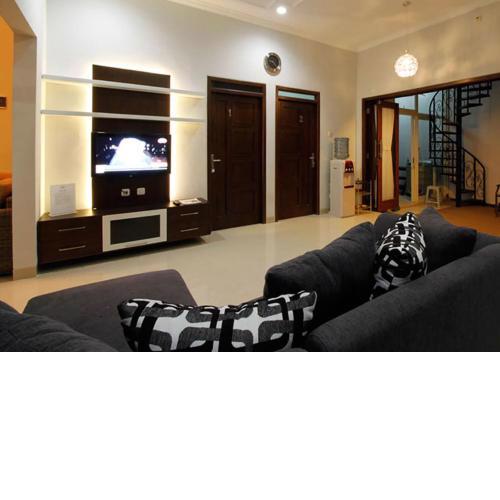 Naura Guest House