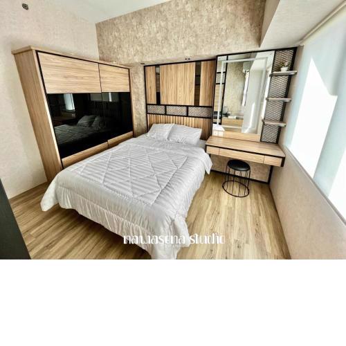 Nawasena Studio at Solo Paragon Apartment