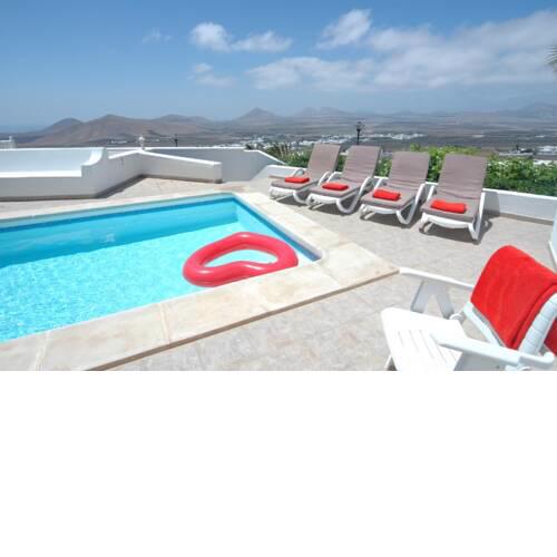 Nazaret Villa Sleeps 8 with Pool