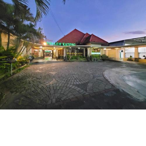 Ndalem Katong Guest House Ponorogo