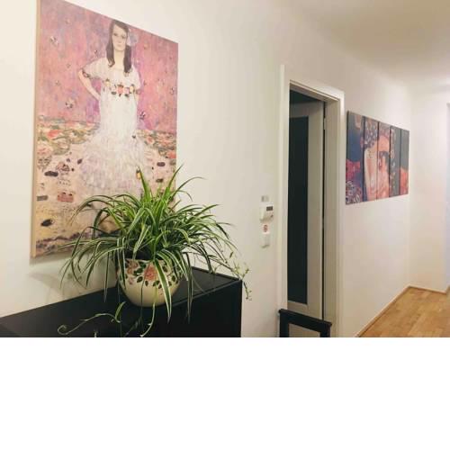 NEAR CITY CENTER TOP LOCATION - FEEL THE KLIMT No2 近维也纳市中心总火车站顶级位置温馨公寓 - 感受克林姆2号
