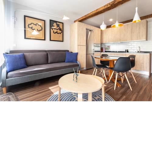 Near Guggenheim - Walk everywhere - Elevator - 2 BR by SUA Collection