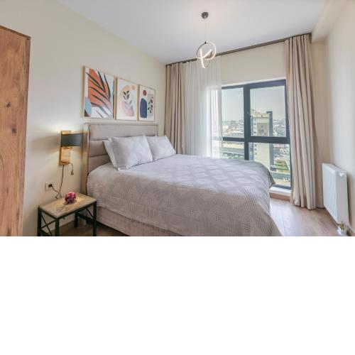 Nef 36 Lux Residence ES