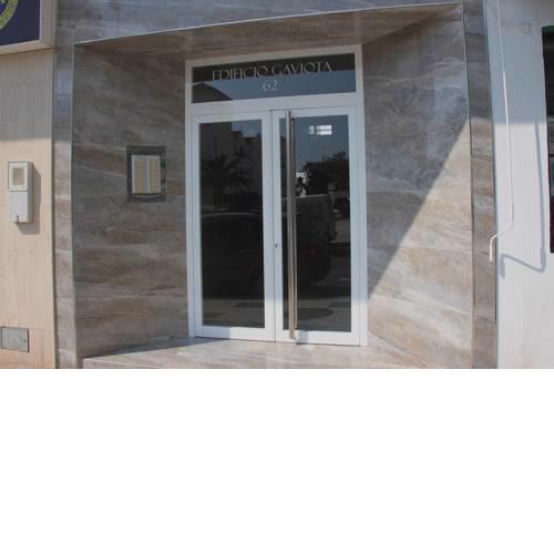Nerja Gaviota holidays piscina y playa