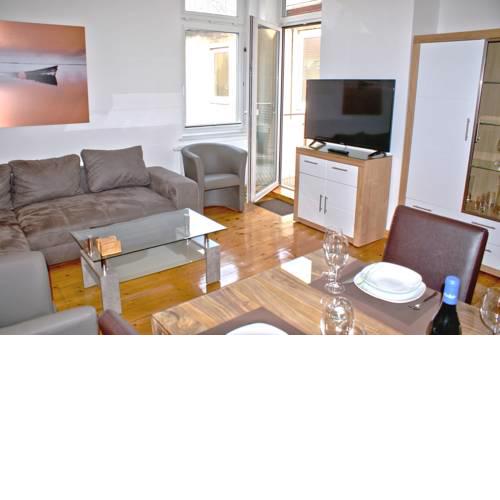 NEU! Aal mit Balkon/Garage - 263