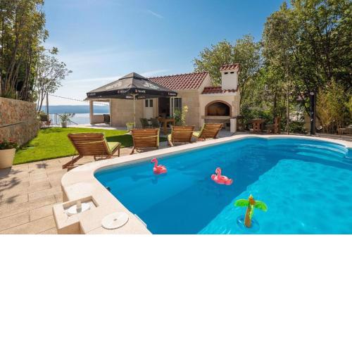 Neu erbaute 2021 Moderne Villa LeoMa Enkel Synonyme mit wunderschönen Blick auf das Meer