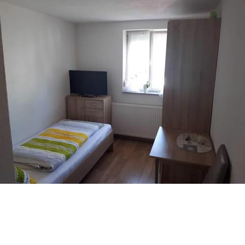 Neu renovierte Monteurzimmer an der B27 Rottweil Balingen