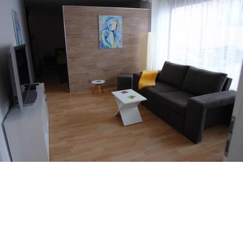 NEU sanierte Ferienwohnung *im Erdgeschoss zentralgelegen*