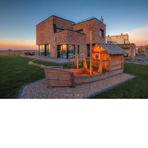 Neu Villa King Erste Lage, Dachterrasse, Meerblick, Carport, Kamin, Sauna, Terrasse, Aussenrolllaeden