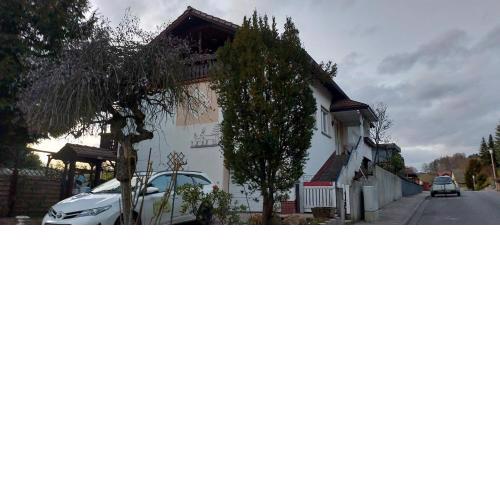 Neue Dachgeschosswohnung im Herzen des Odenwaldes