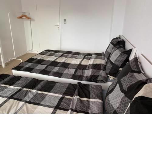 Neuköllner Szenekiez - Privatzimmer KREUZBERG BLACK