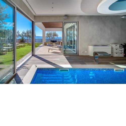 New! 5-star VILLA M Split with indoor Pool, Jacuzzi, Finnish sauna, near town Split