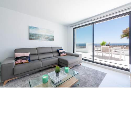 NEW AND MODERN APARTMENT IN LUXURY COMPLEX