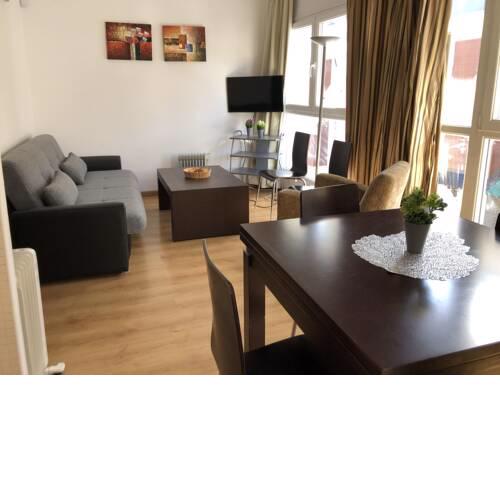 New Apartamentos Sol y Esquí 6 Pax