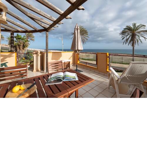 NEW Apartment with terrace and sea views