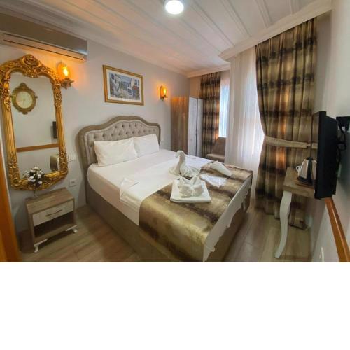 New Cherry Hotel