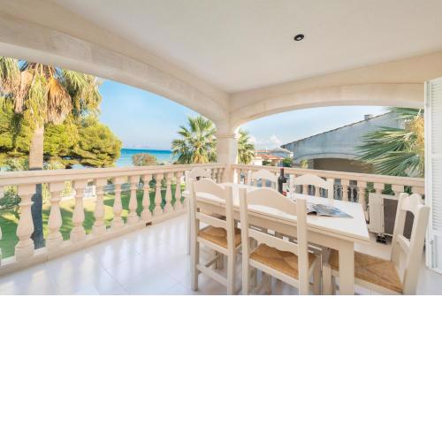NEW! Flat Las Petunias 3C next to the beach